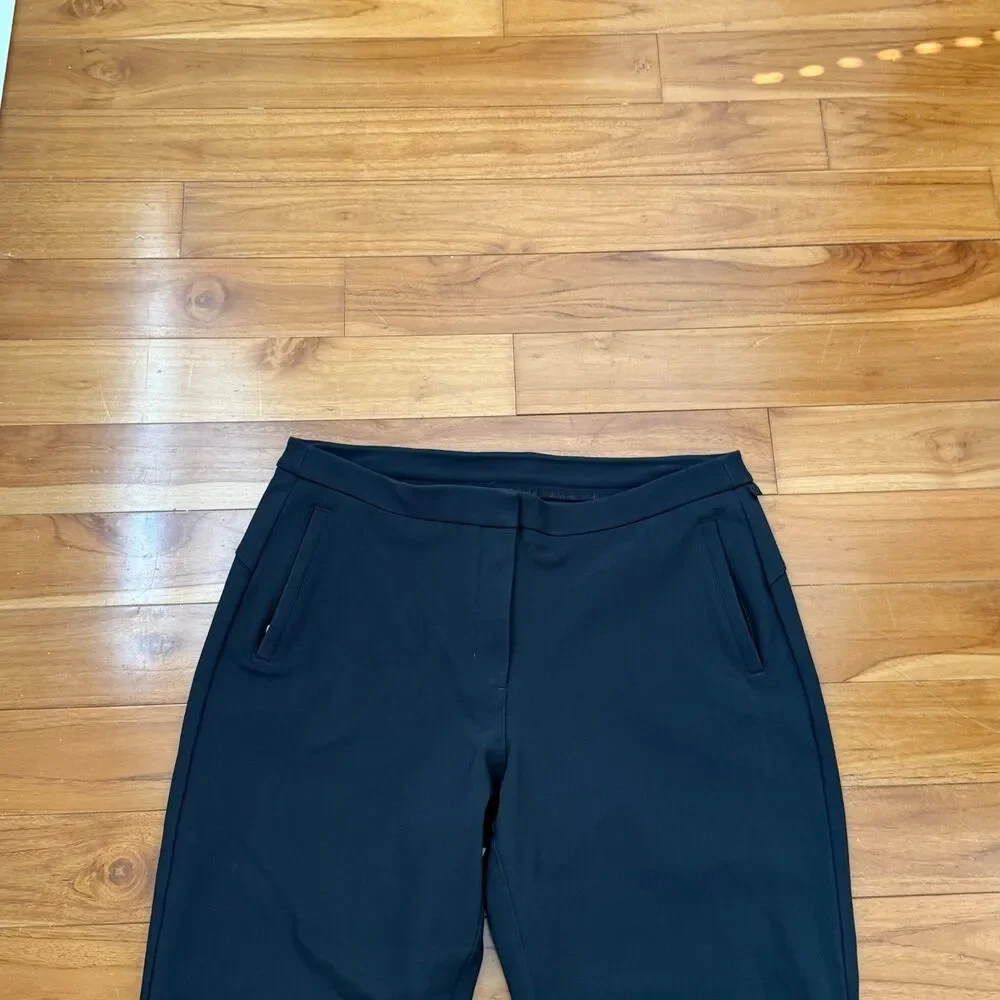 Women Lululemon On The Move Pant *28